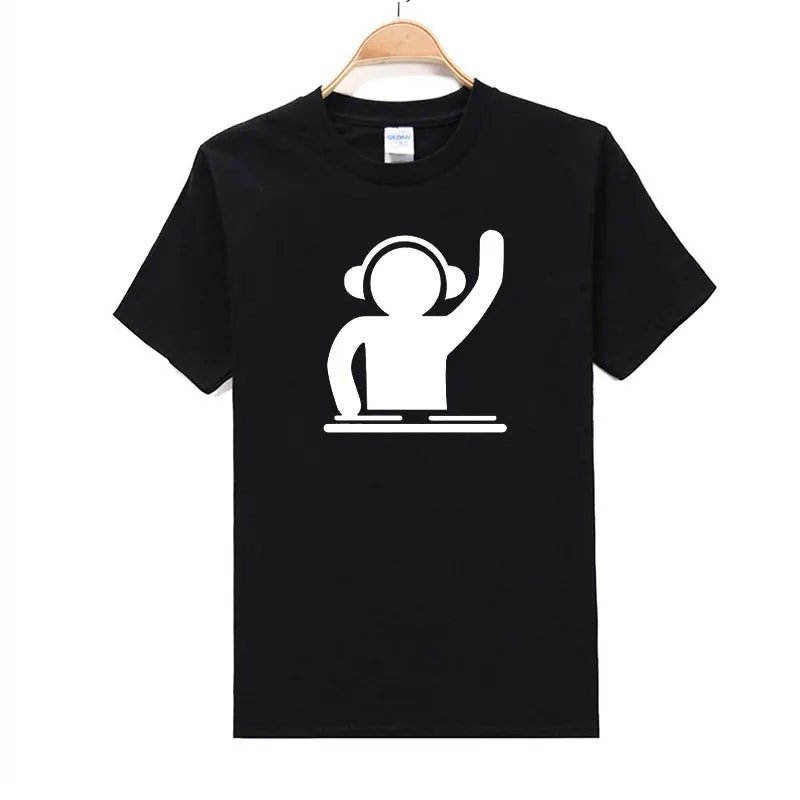 2019 summer brand Man T-shirt DJ Turntables Techno Club Music Headphones Cotton Tops Short Sleeve Plus Size T-shirt For