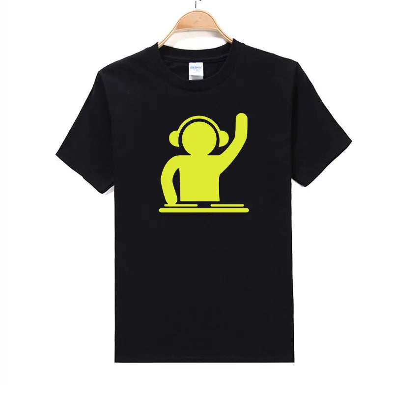 2019 summer brand Man T-shirt DJ Turntables Techno Club Music Headphones Cotton Tops Short Sleeve Plus Size T-shirt For